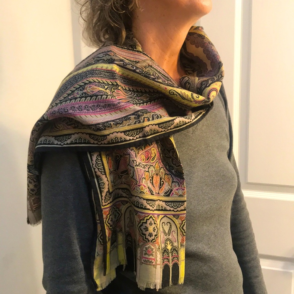 Paisley Etro Milano Scarf in Pristine condition